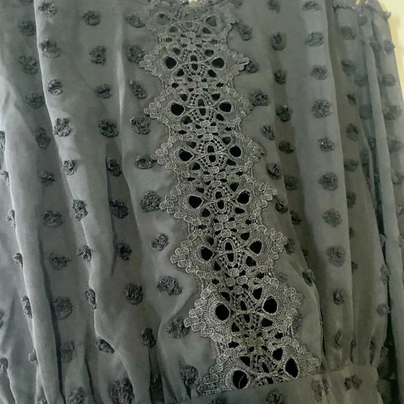 Lust or Love Black Embroidered Lace Long Sleeve Dress - Picture 10 of 11